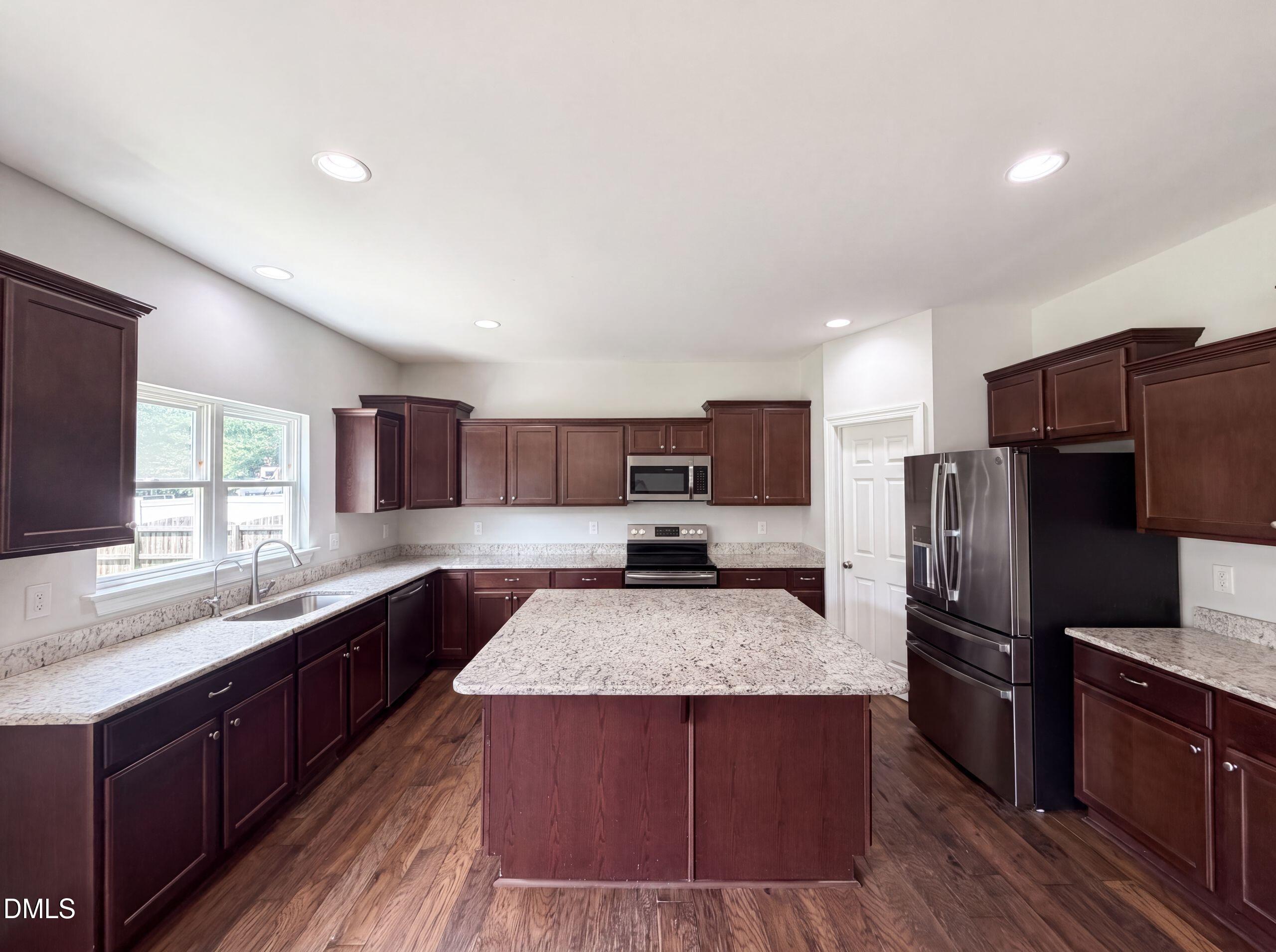 2501 Gray Hawk Trail