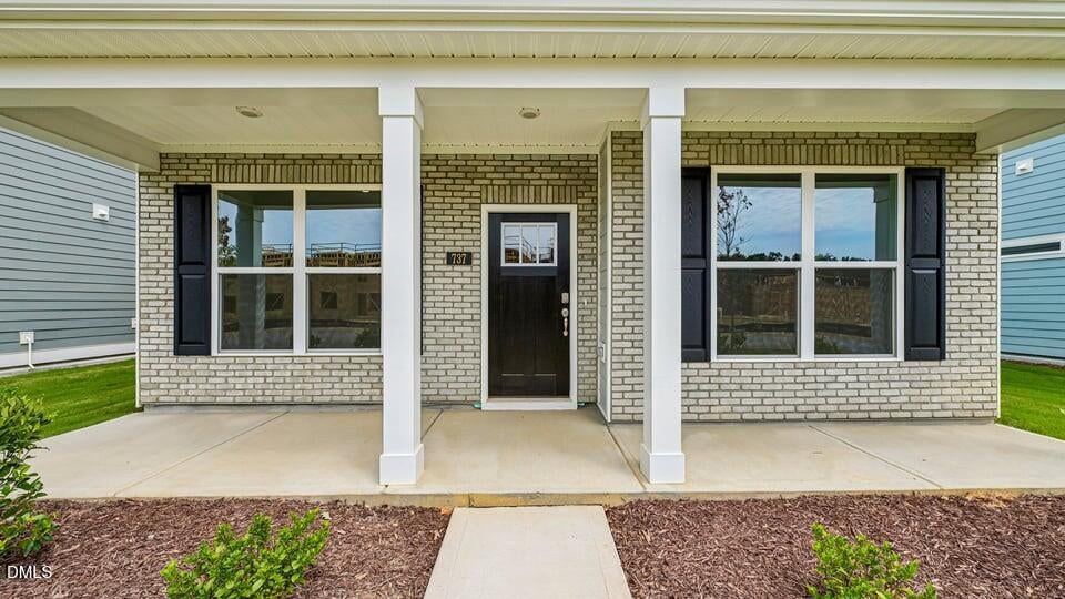 737 James J Freeland Memorial Drive