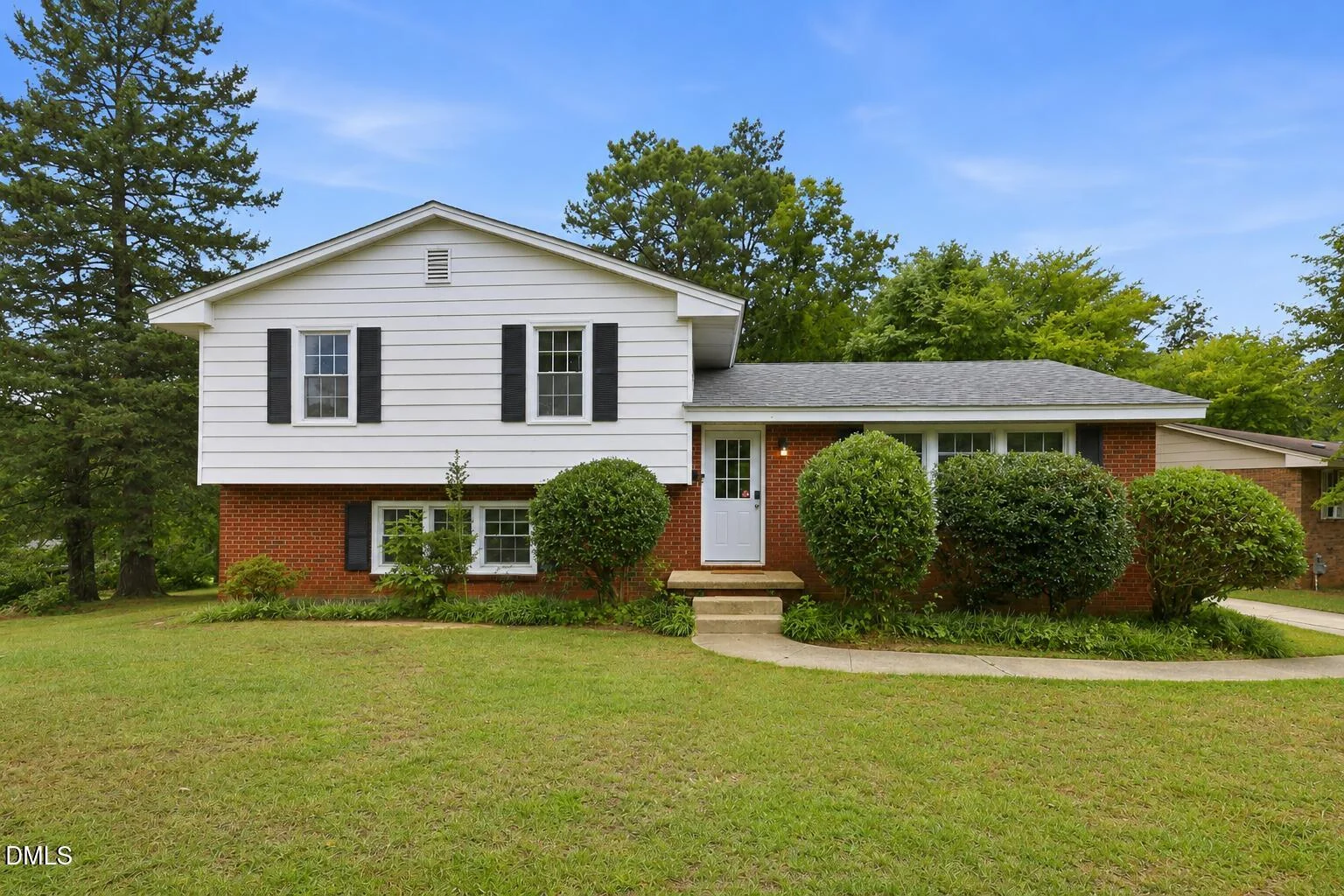 1536 N King Charles Road