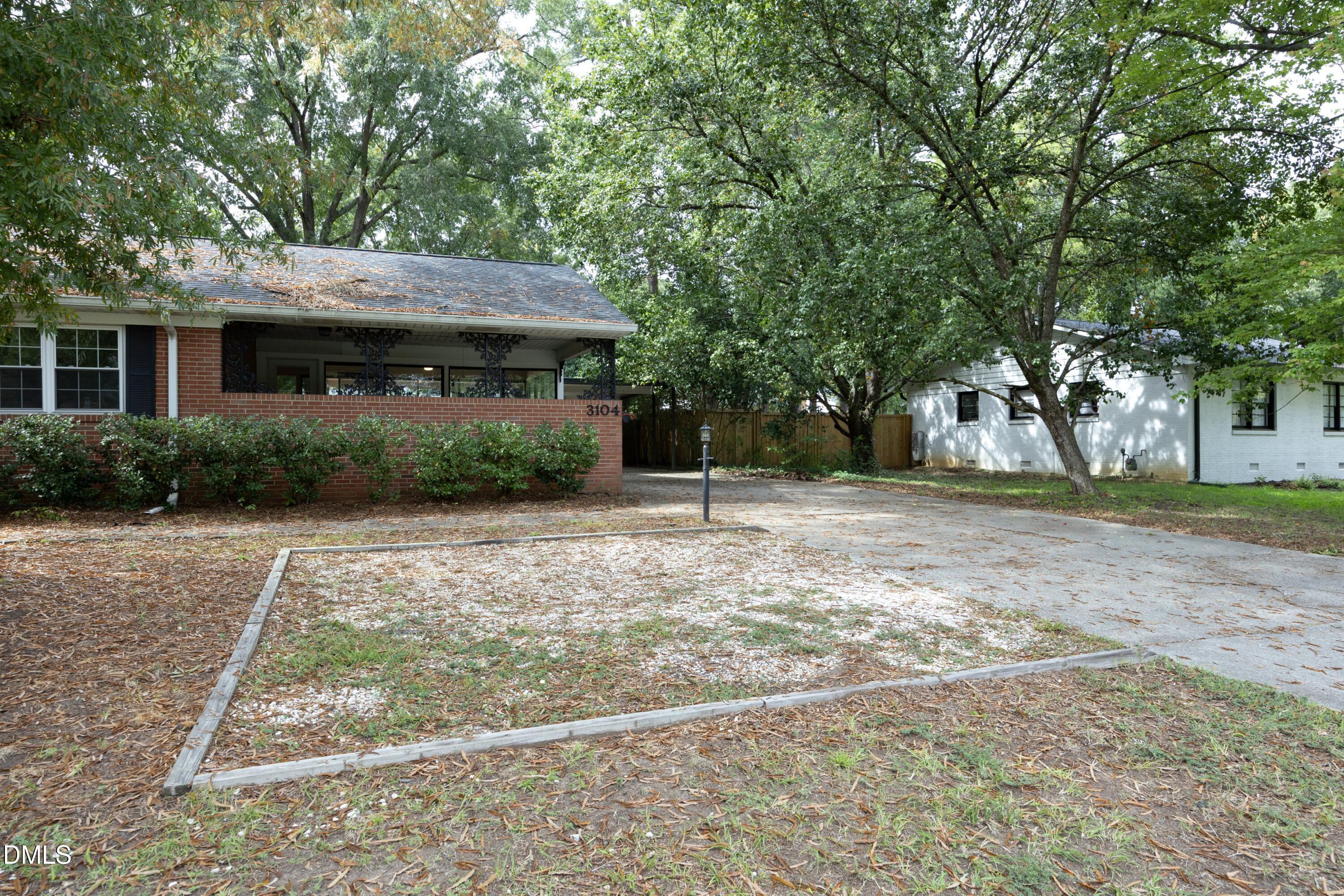3104 Dixon Road