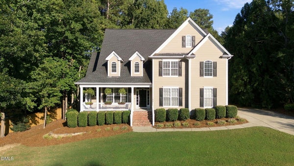 160 TOWNSEND DR, CLAYTON, NC 27527 - Image cb0d95b45d84769006af2113e0bc4fbe/1706440839