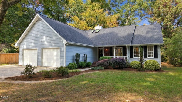 2001 FOUNTAIN RIDGE RD, CHAPEL HILL, NC 27517 - Image cb2facb690201773dd9a2ee24bbc47c5/1914746698