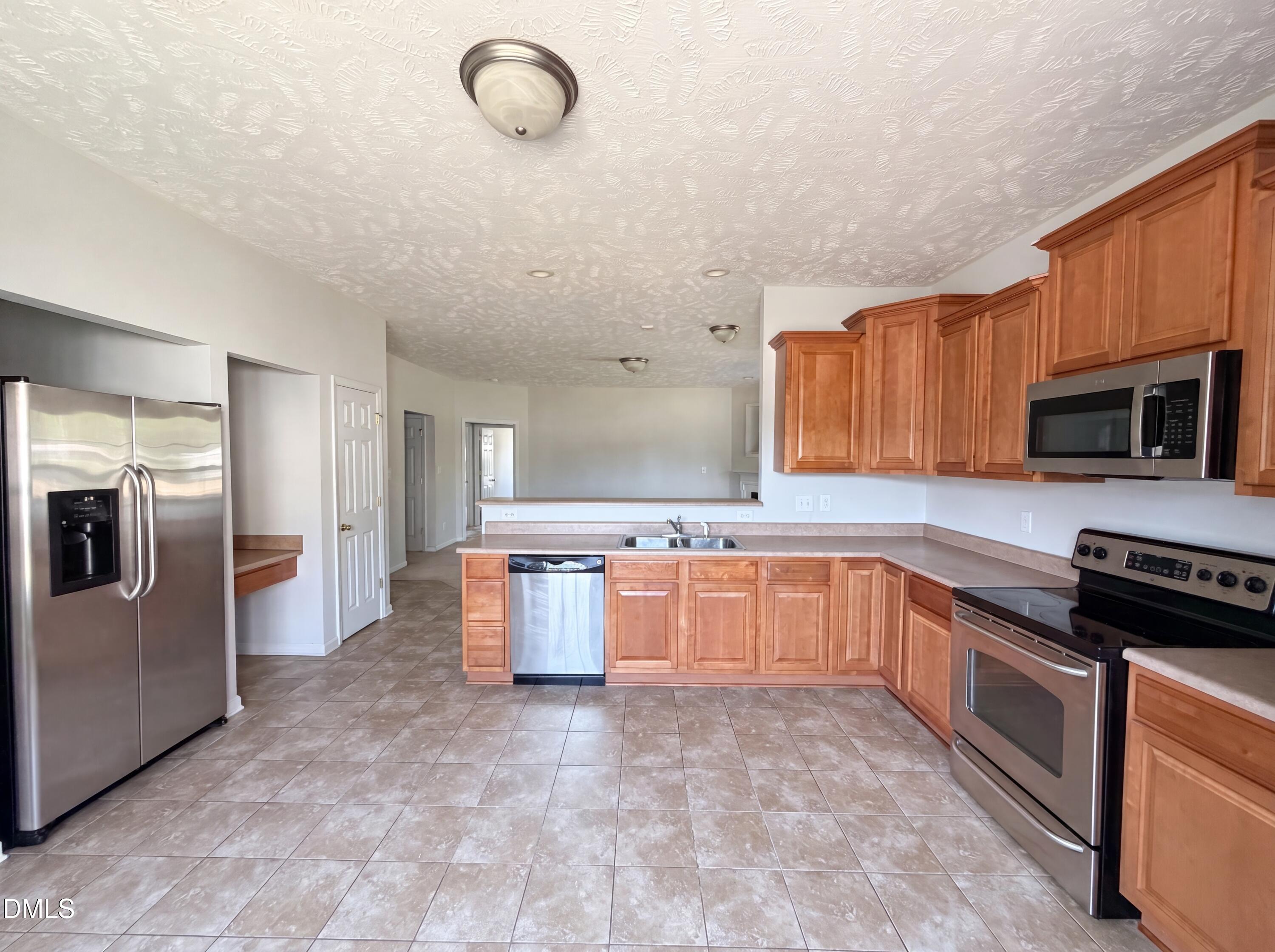 3066 Candlelight Drive