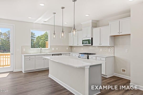 121 BROADWAY ST, KNIGHTDALE, NC 27545 - Image cb8e99e5f4b1fa1d7280b101efe44056/572320954