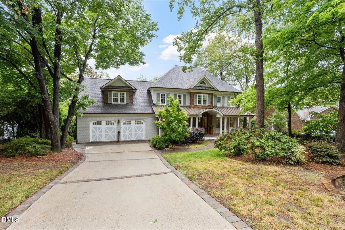 150 Lochwood W Drive