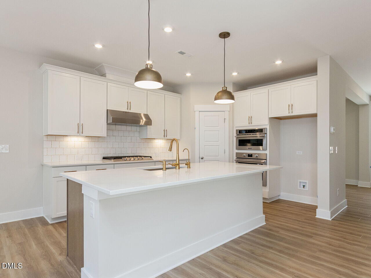 416 North Village Parkway