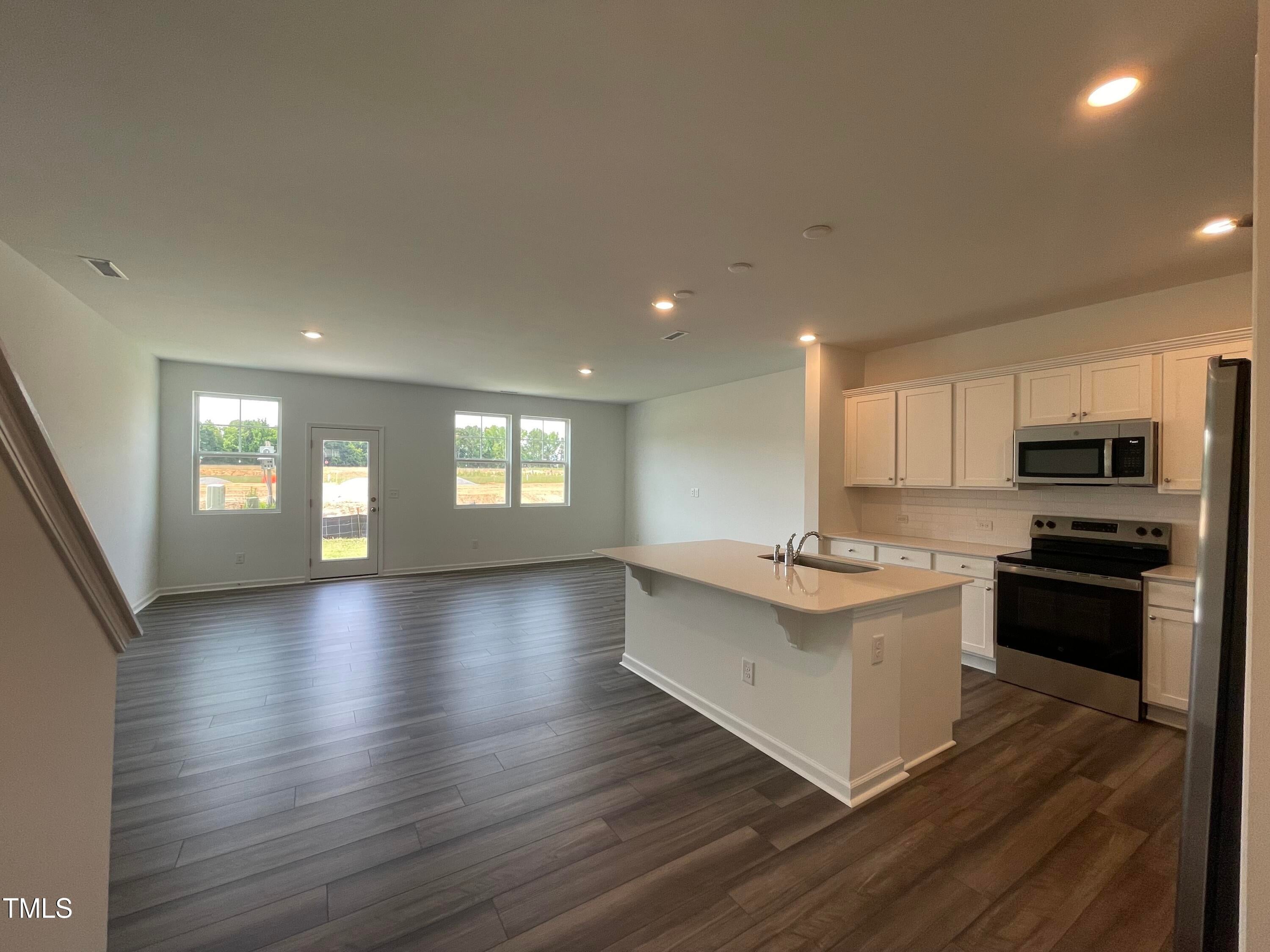 185 Lundy Lane