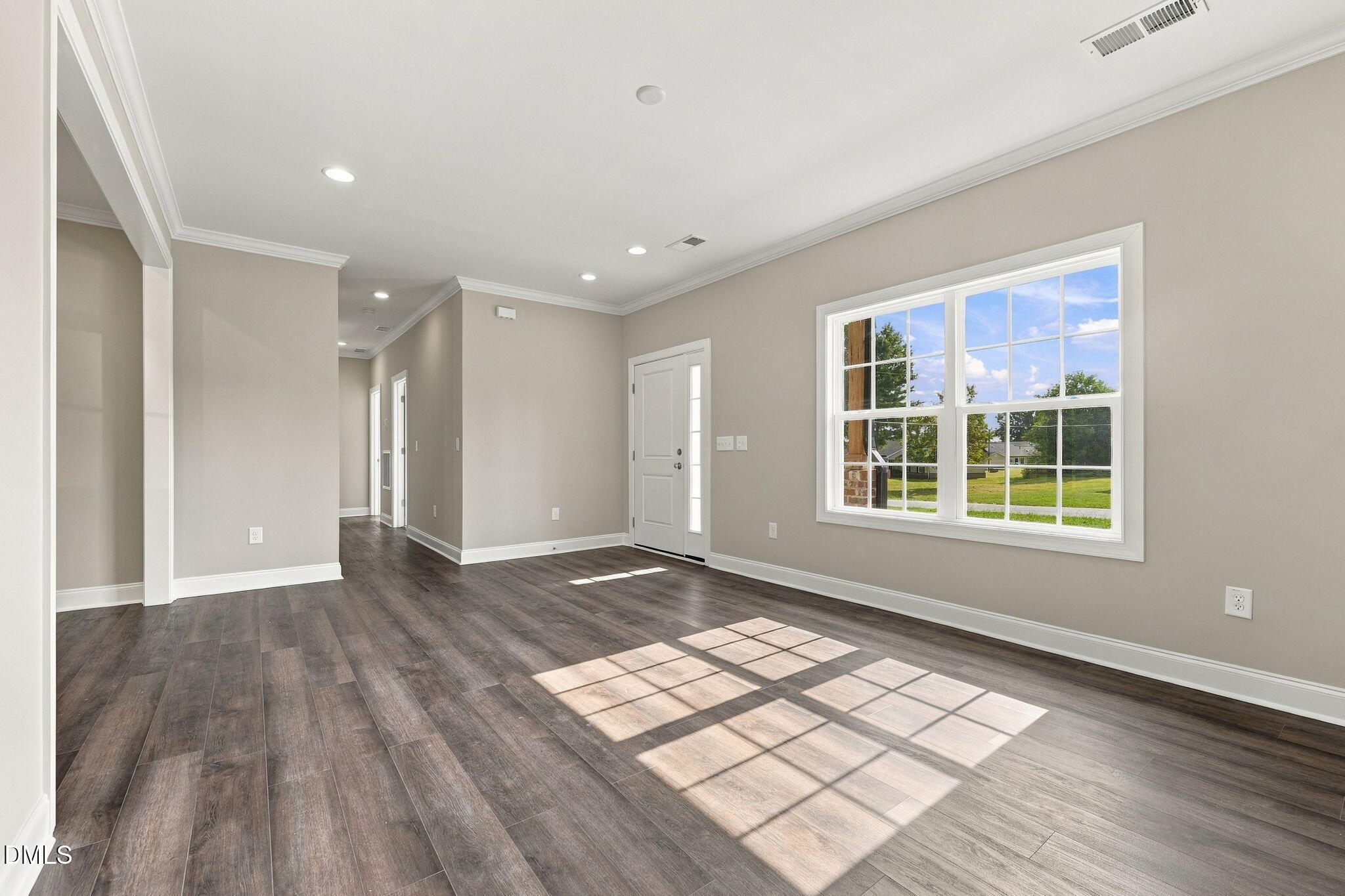 1004 Ivey Road