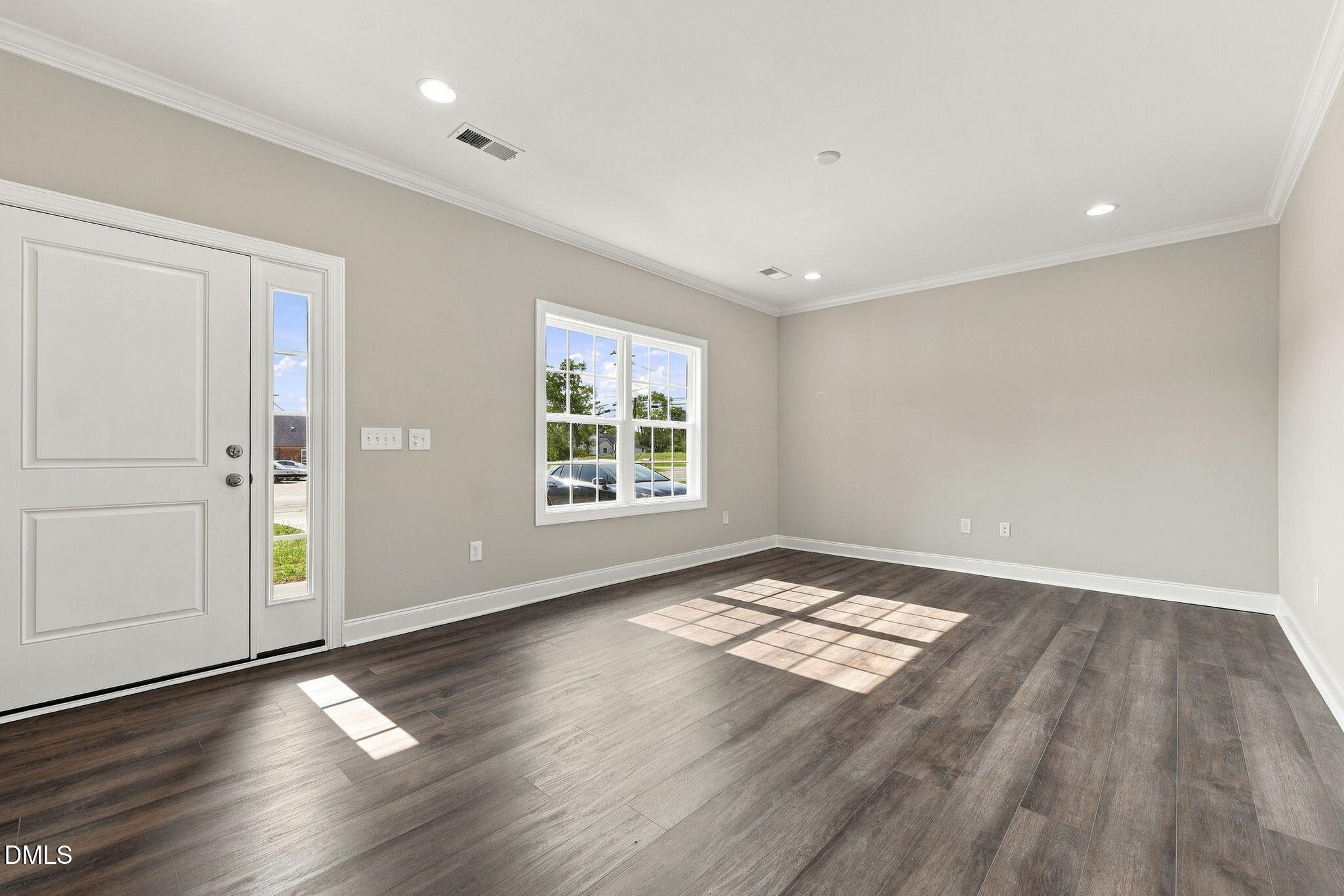 1004 Ivey Road