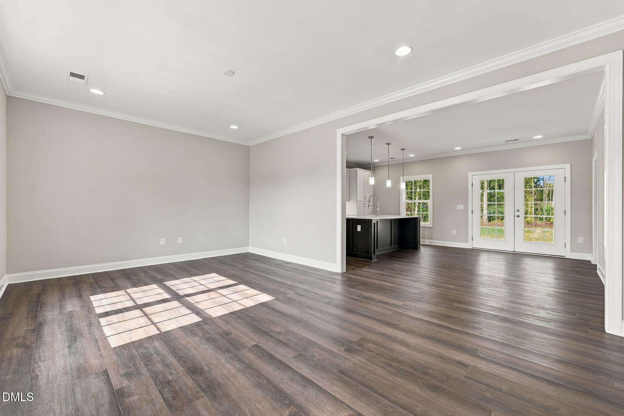 1004 Ivey Road
