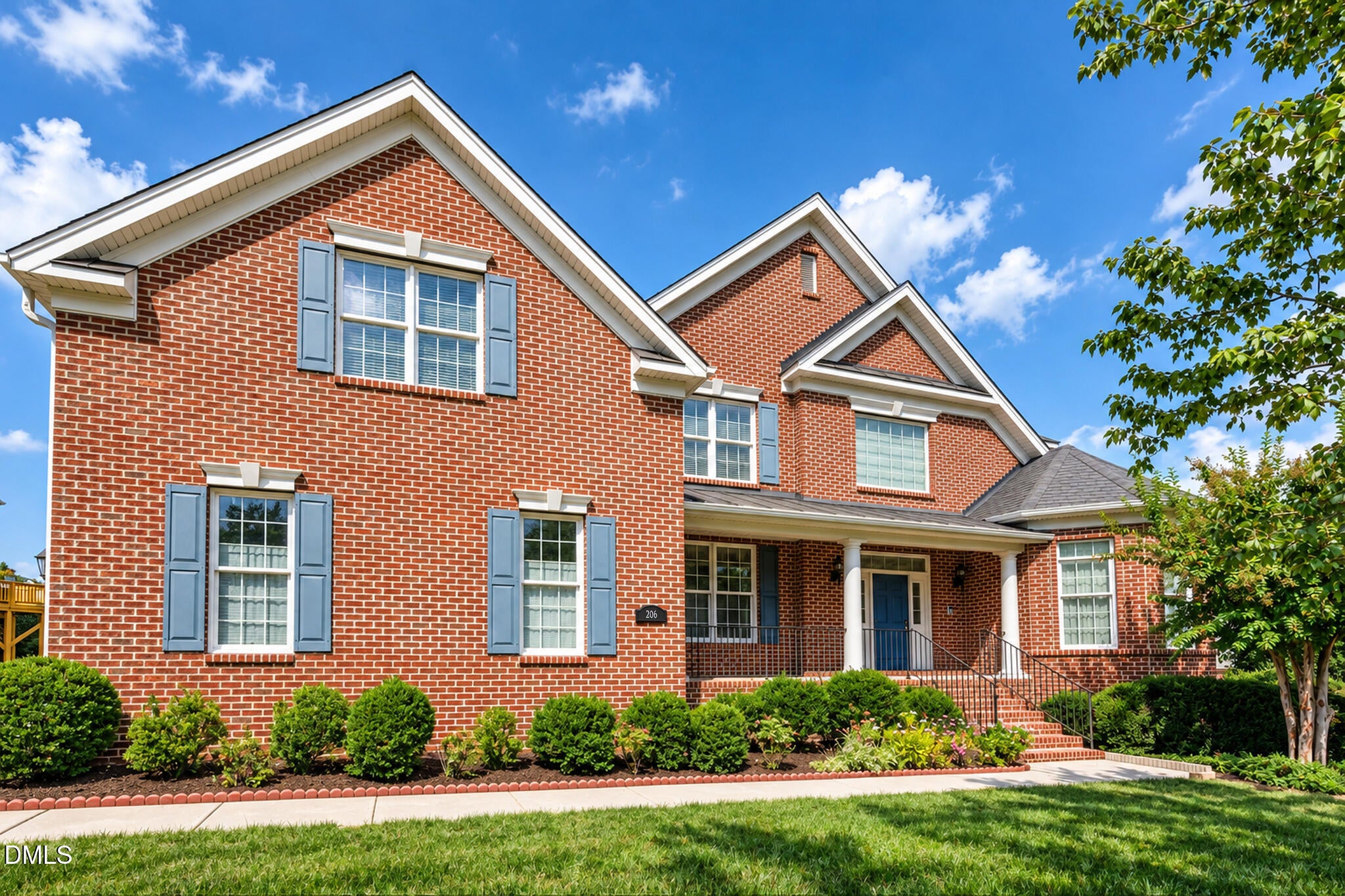 206 Sagerview Way