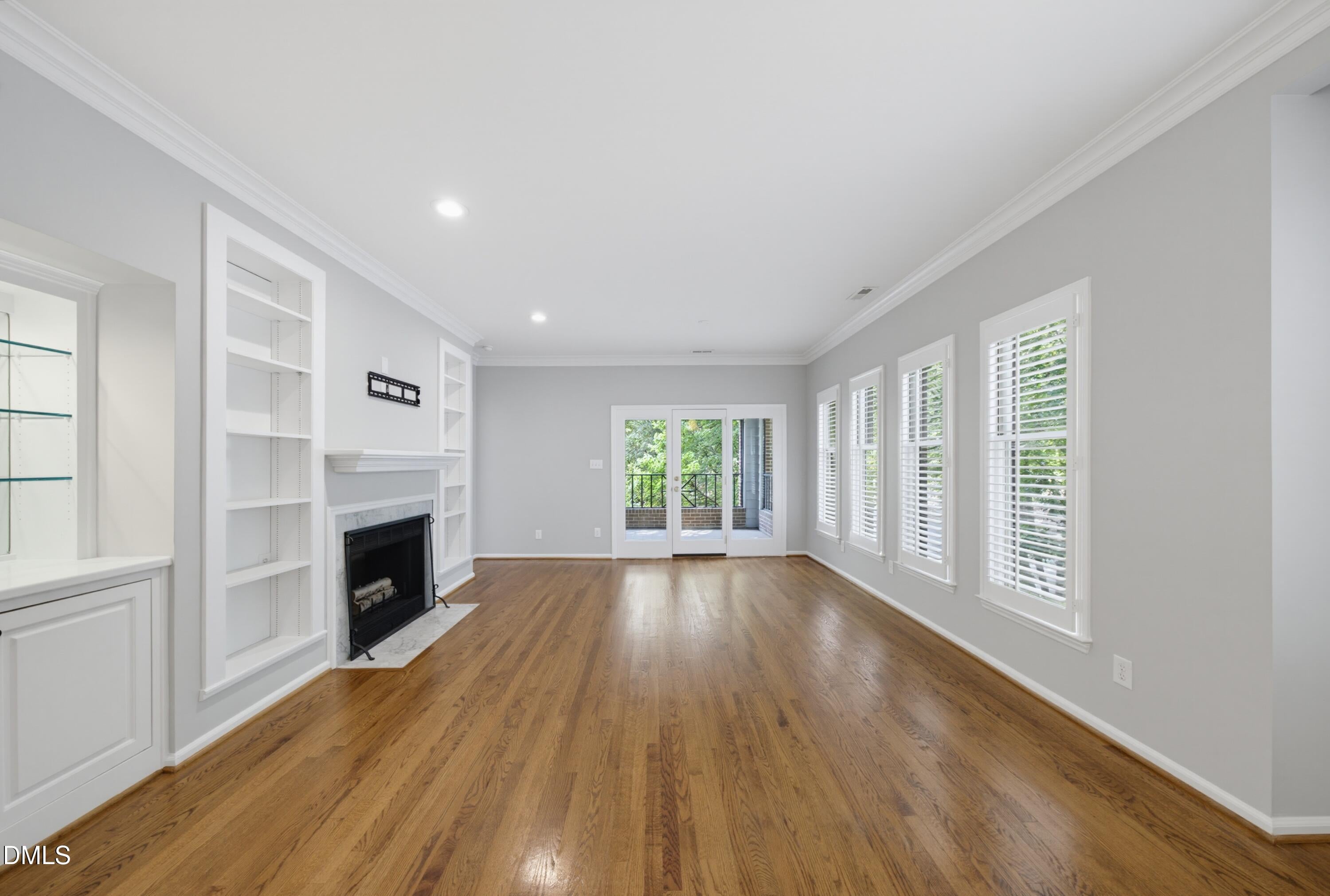 761 Bishops Park Drive 201
