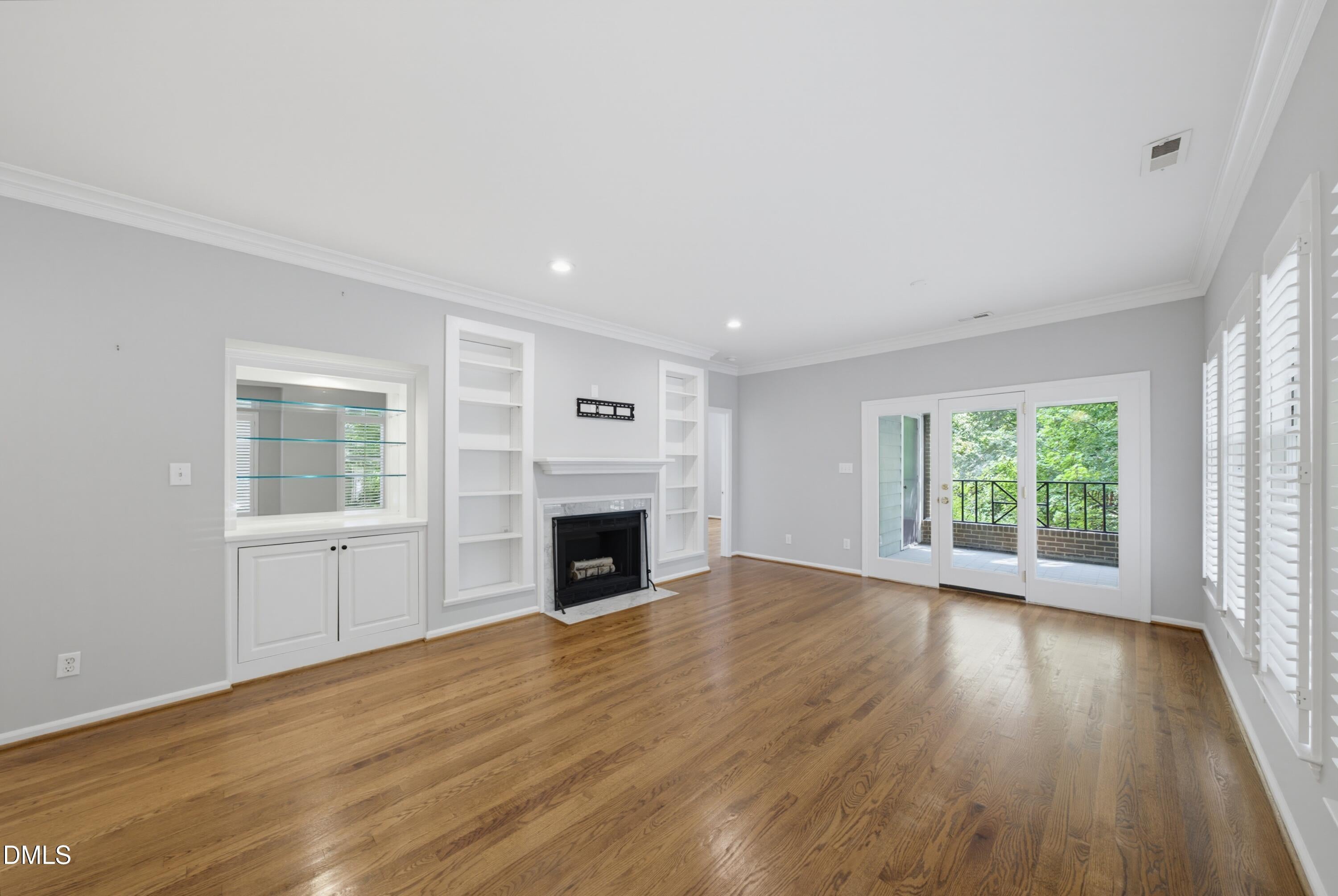 761 Bishops Park Drive 201