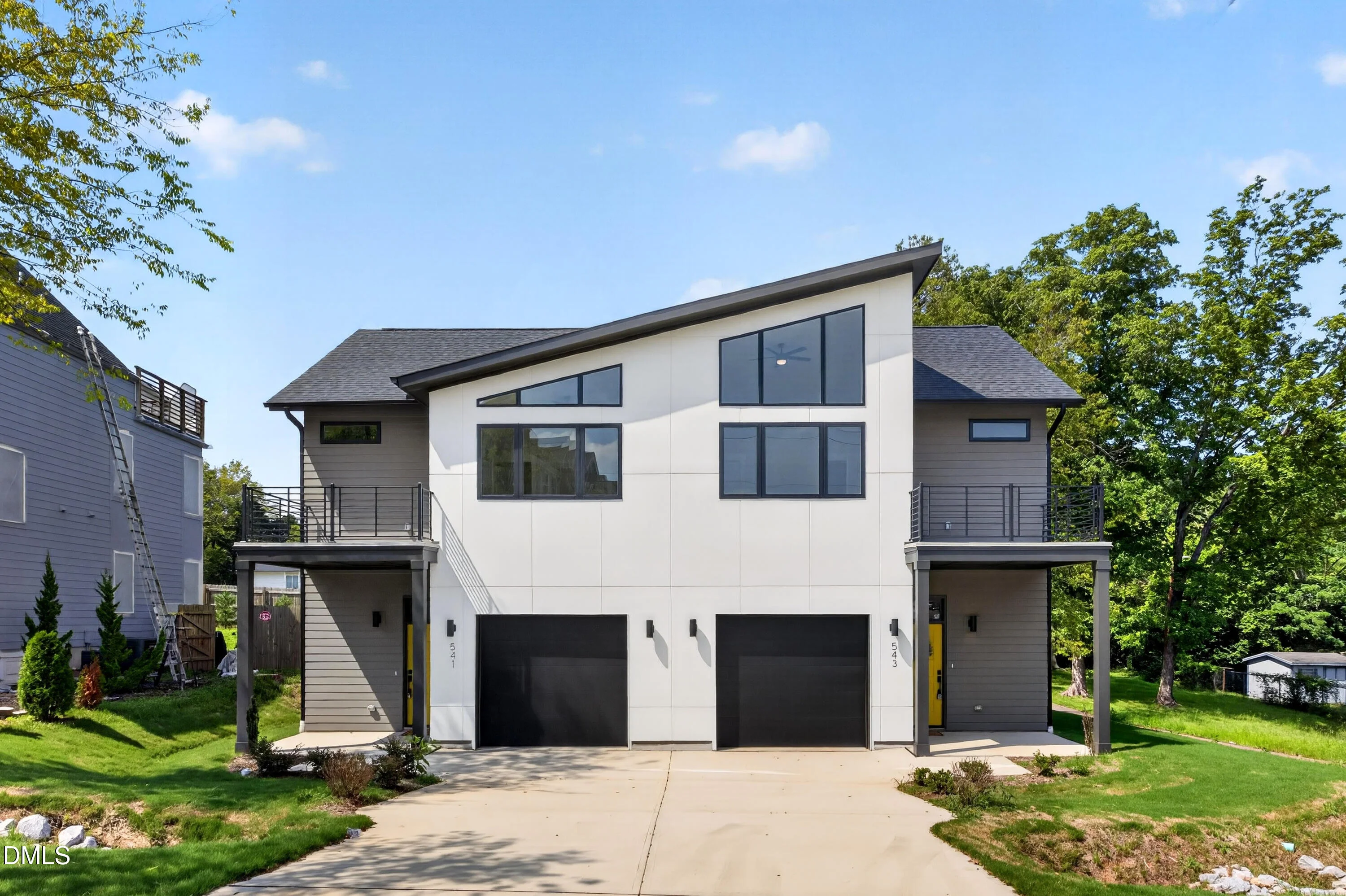 541 Bragg Street