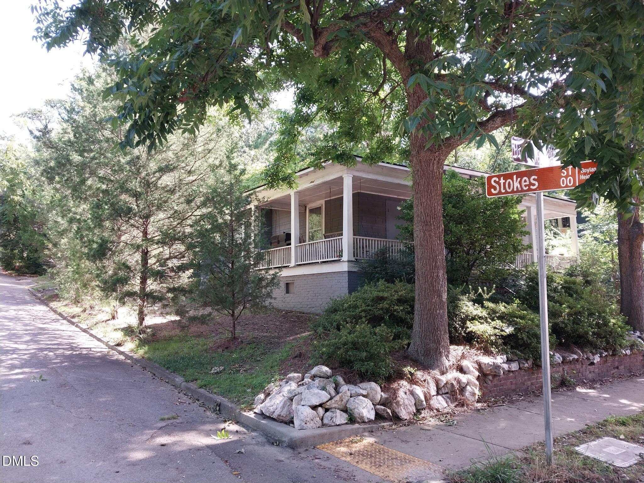 916 Dorothea Drive