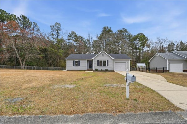 6813 FOXTON CT, FAYETTEVILLE, NC 28304 - Image cdebb396e999e0d65a487f2bafb4d74c/1613441813
