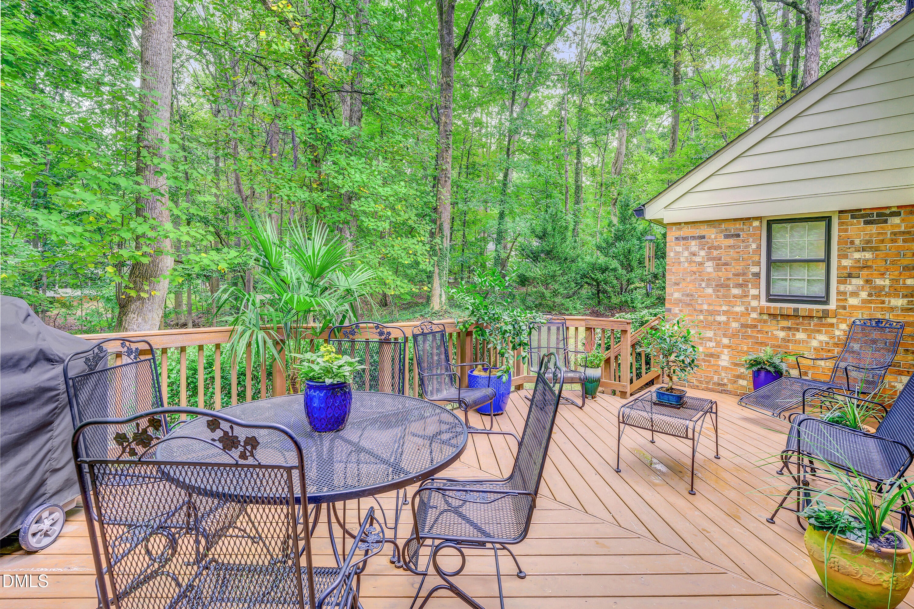 1504 Primrose Lane