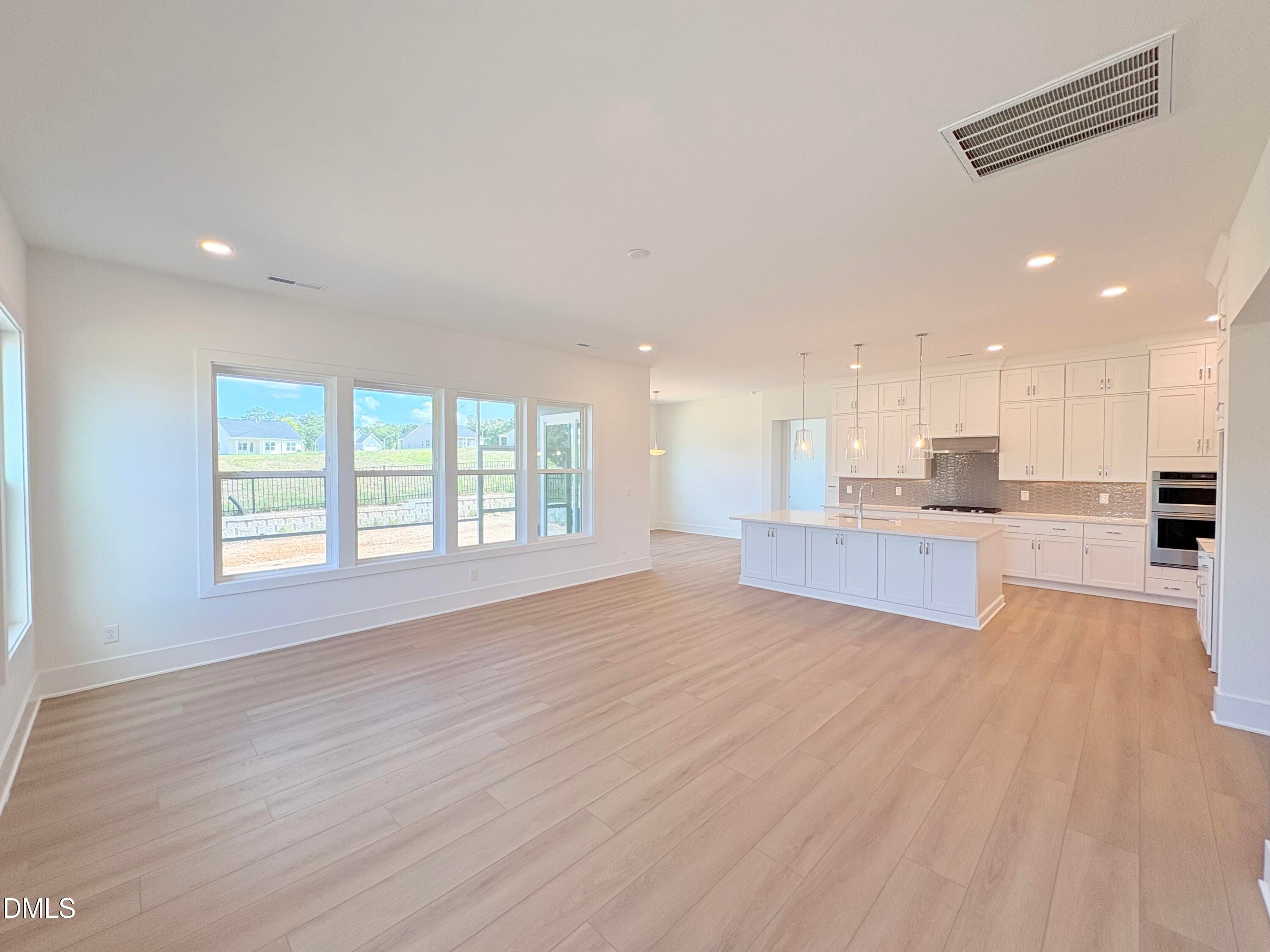 2417 Gracemount Drive 239