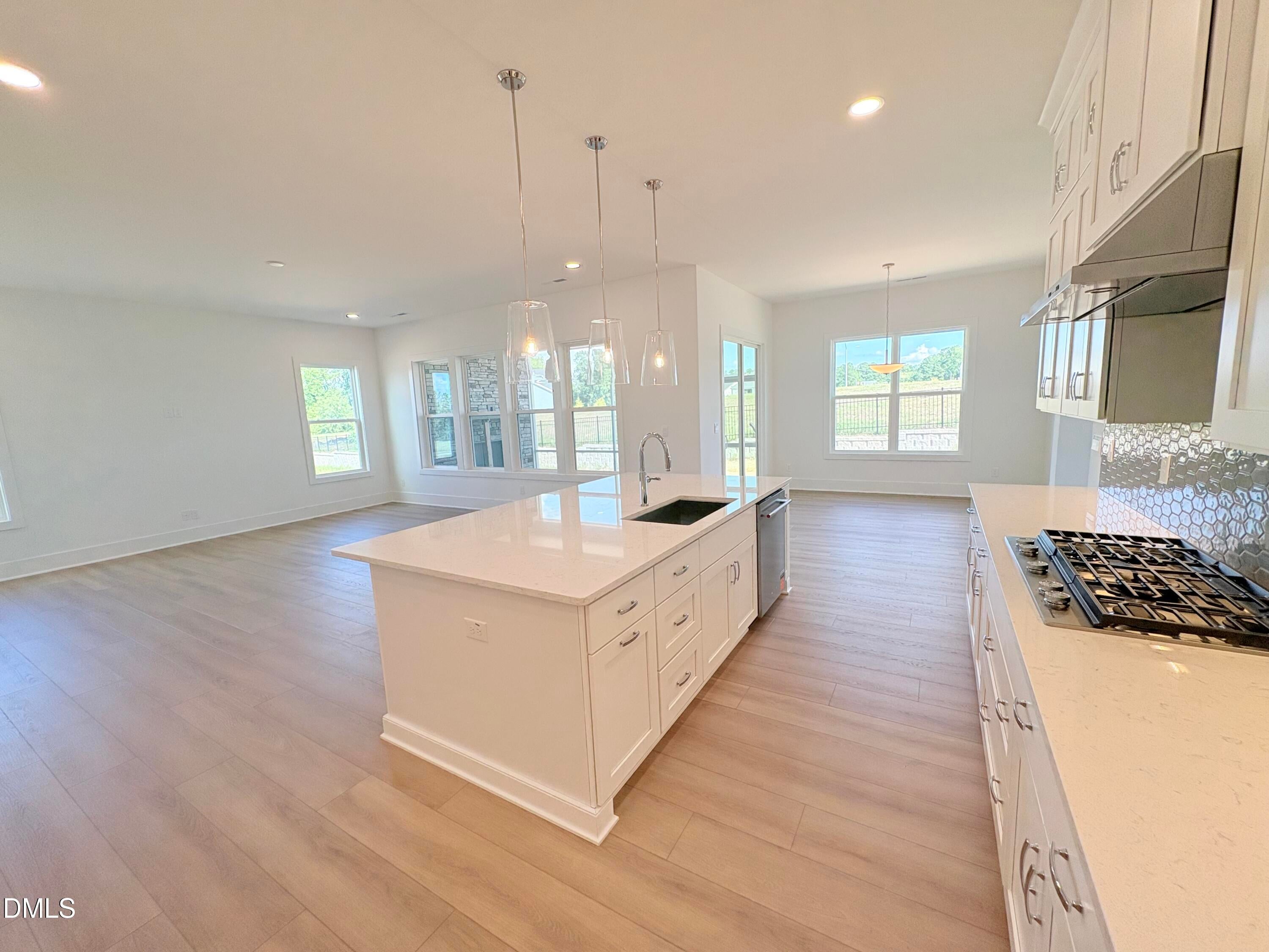 2417 Gracemount Drive 239