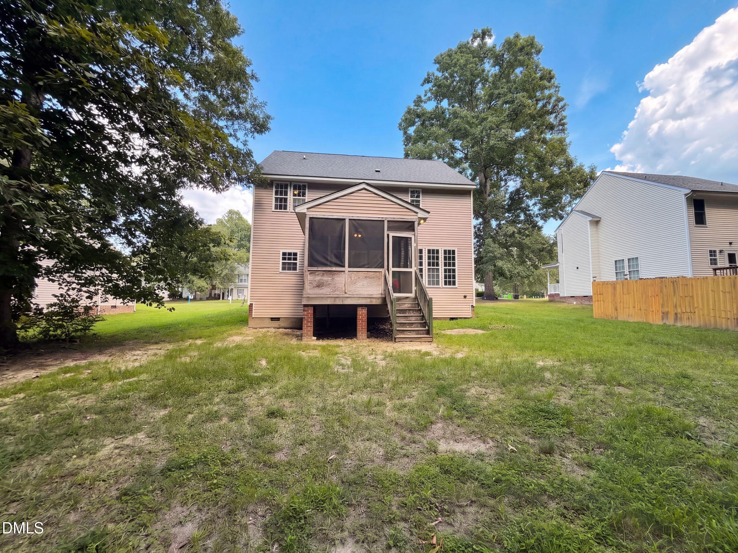 128 Saint Johns Street