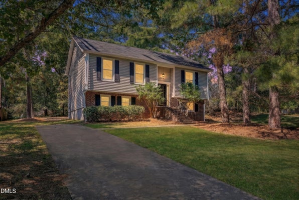 4916 WINEBERRY DR, DURHAM, NC 27713 - Image ceef7758445770aed2cdd047237bf1f0/2468115498