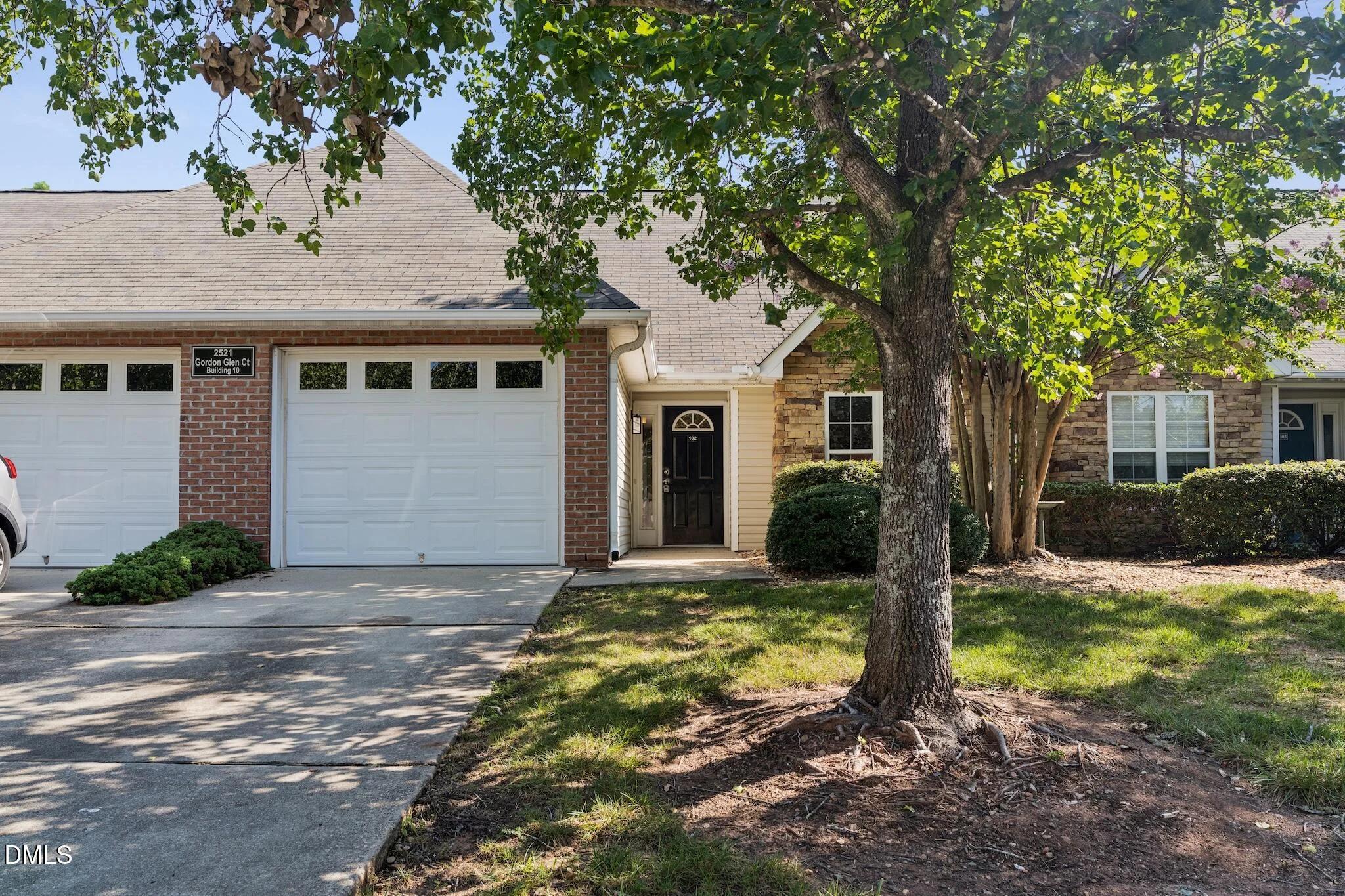 2521 Gordon Glen Court Unit 102