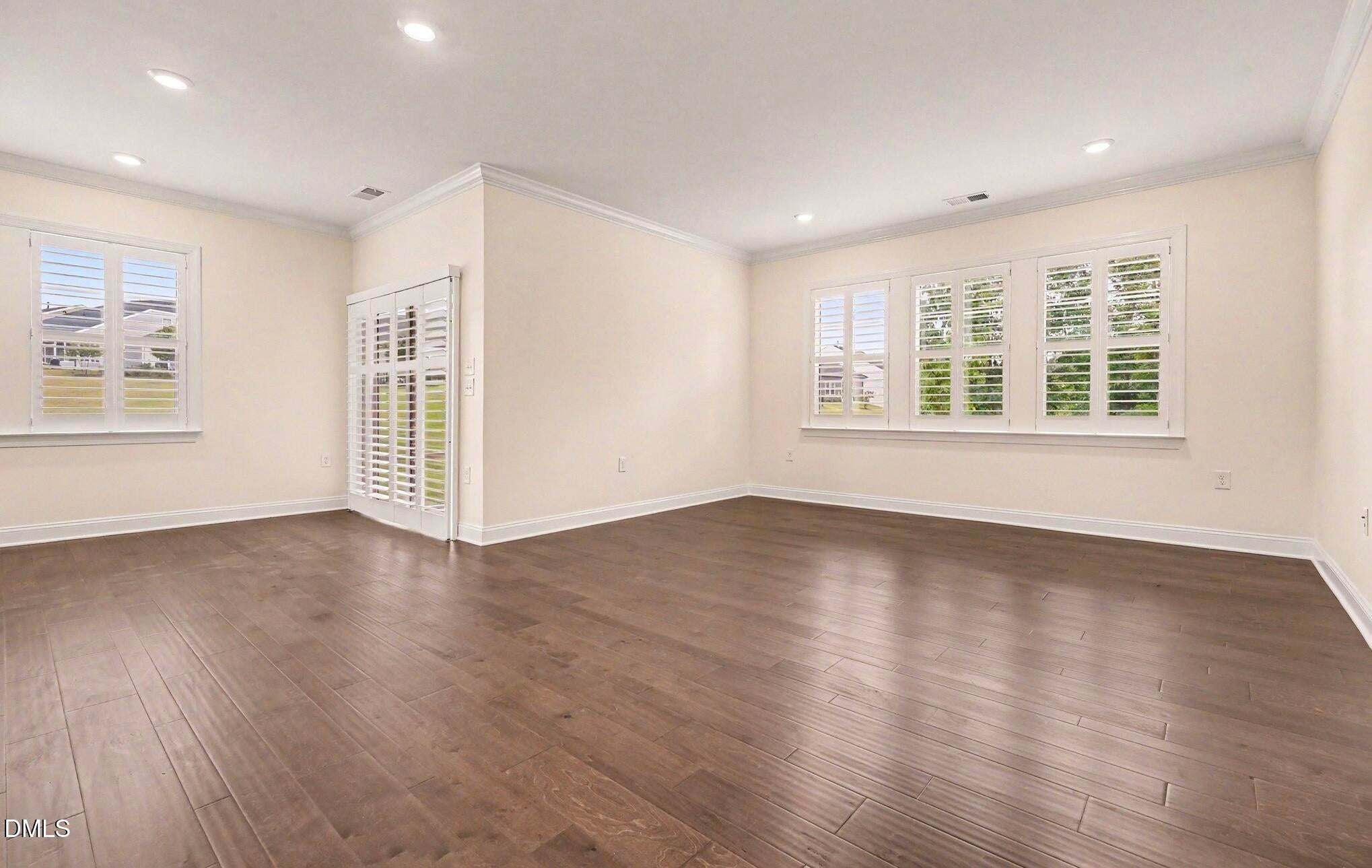 1103 Surveyor Drive