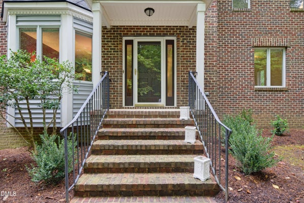 1105 ERINS WAY LN, RALEIGH, NC 27614 - Image cf9ec09db73c3a4521b41dfd763f7fac/479450194