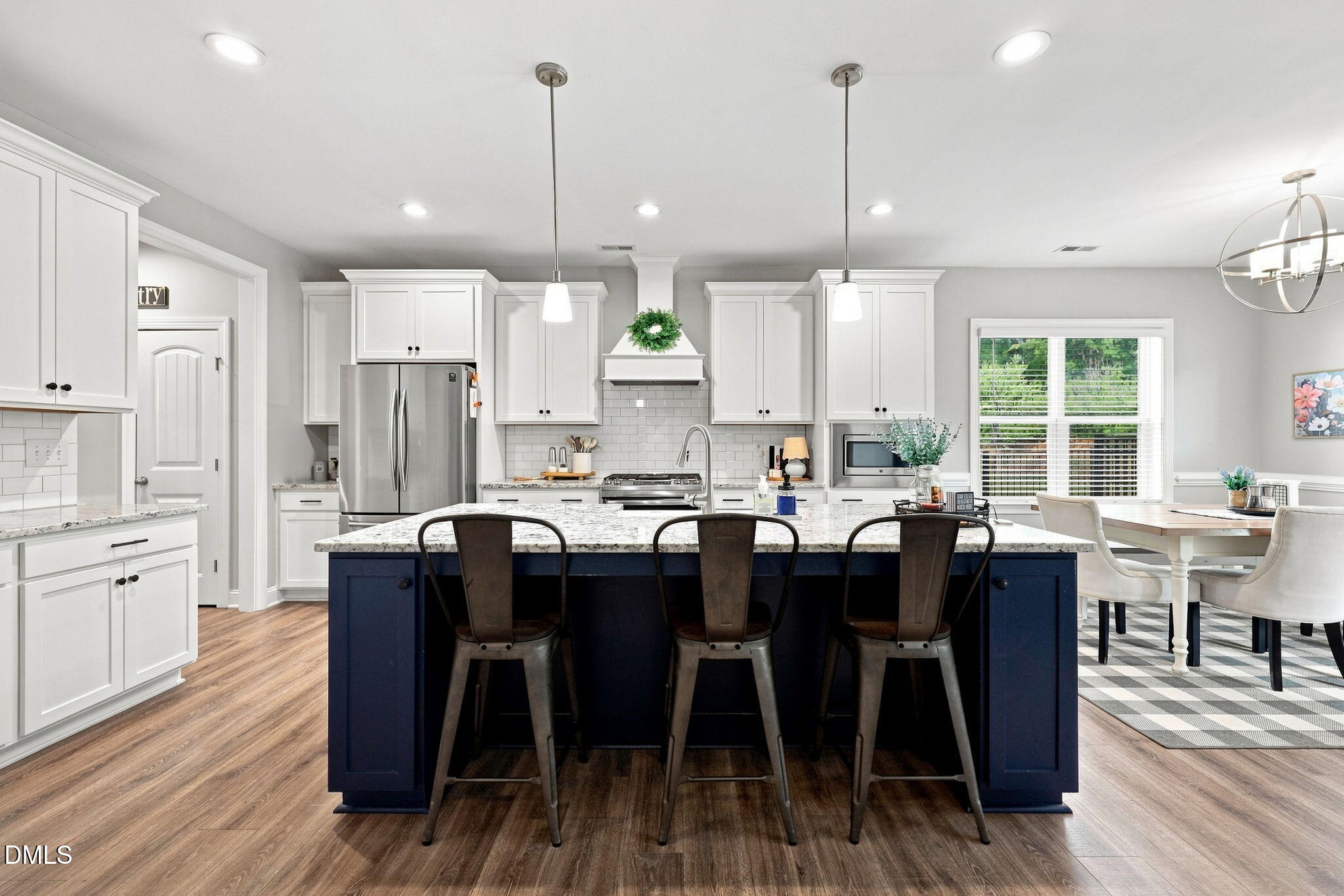 2013 Edens Ridge Avenue