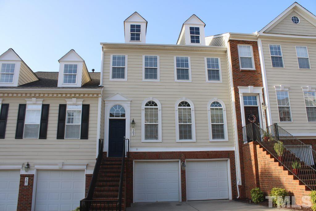 303 Kirkeenan Circle