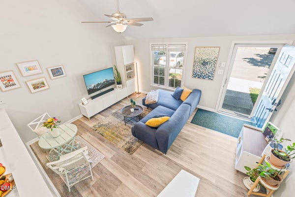 905 GATEHOUSE LN, DURHAM, NC 27707 - Image d060c5dcf79cfc50c4949eb8569c94b2/2988914982