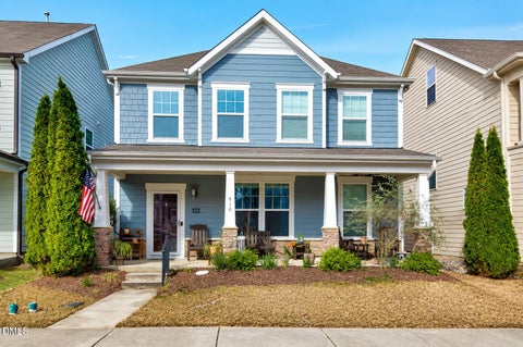 Photo of 910 Branch Line Lane, Apex, NC 27502 (MLS # 10183807)
