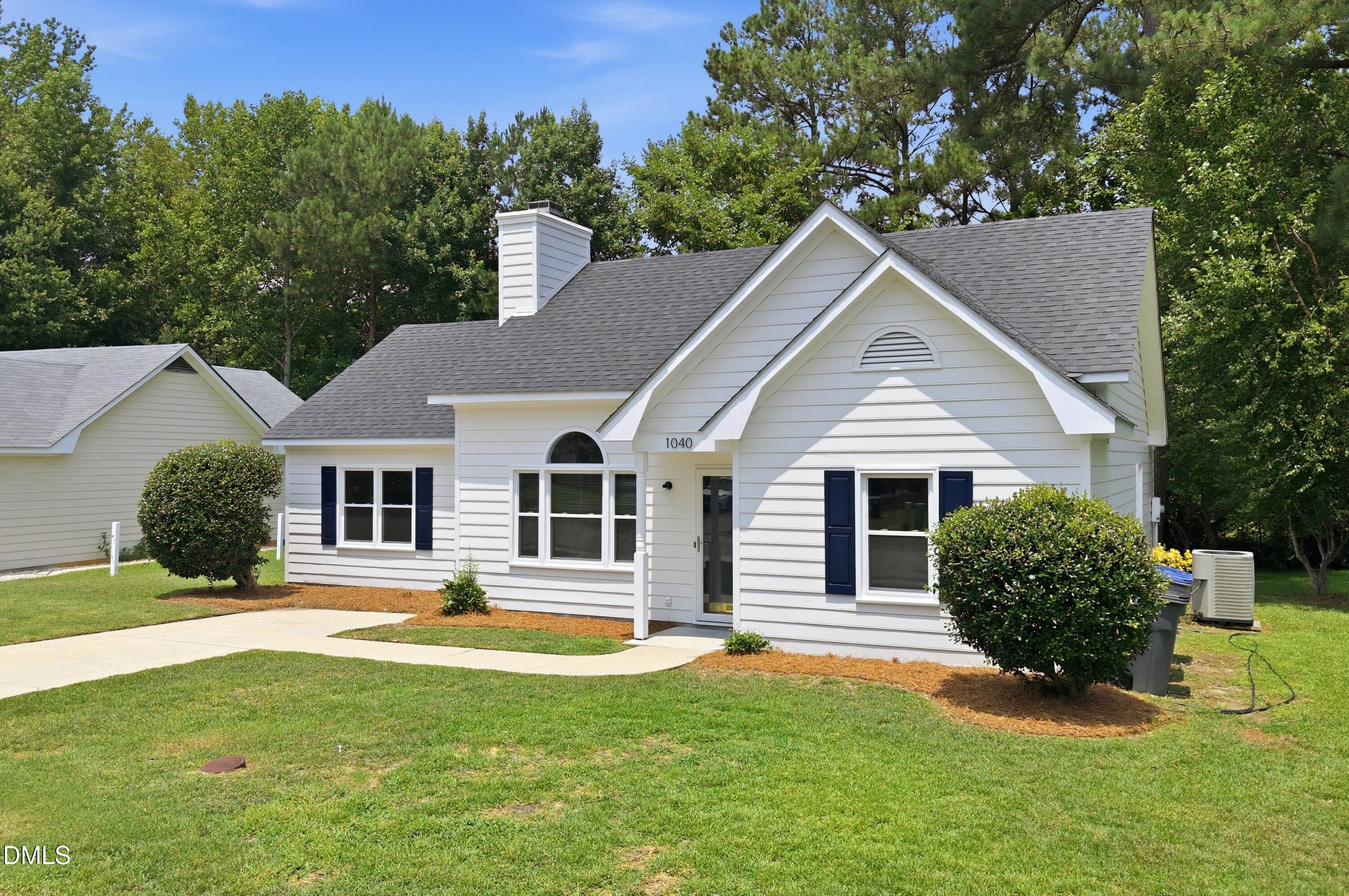 1040 Southbriar Drive