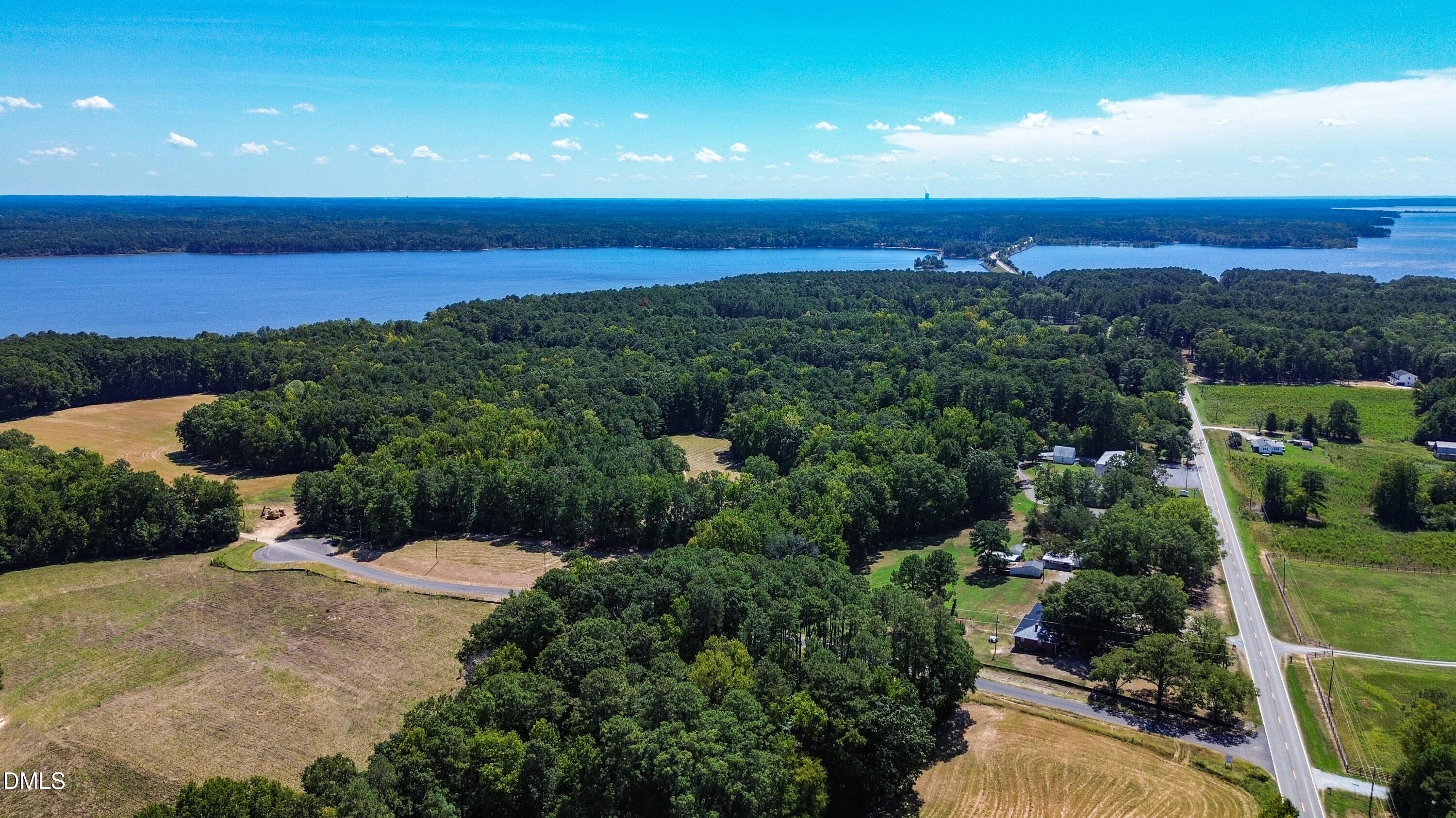 138 Lakeside Drive