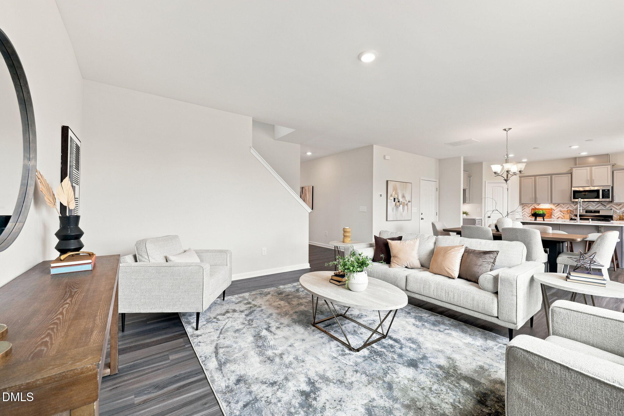 121 Barn Door Drive