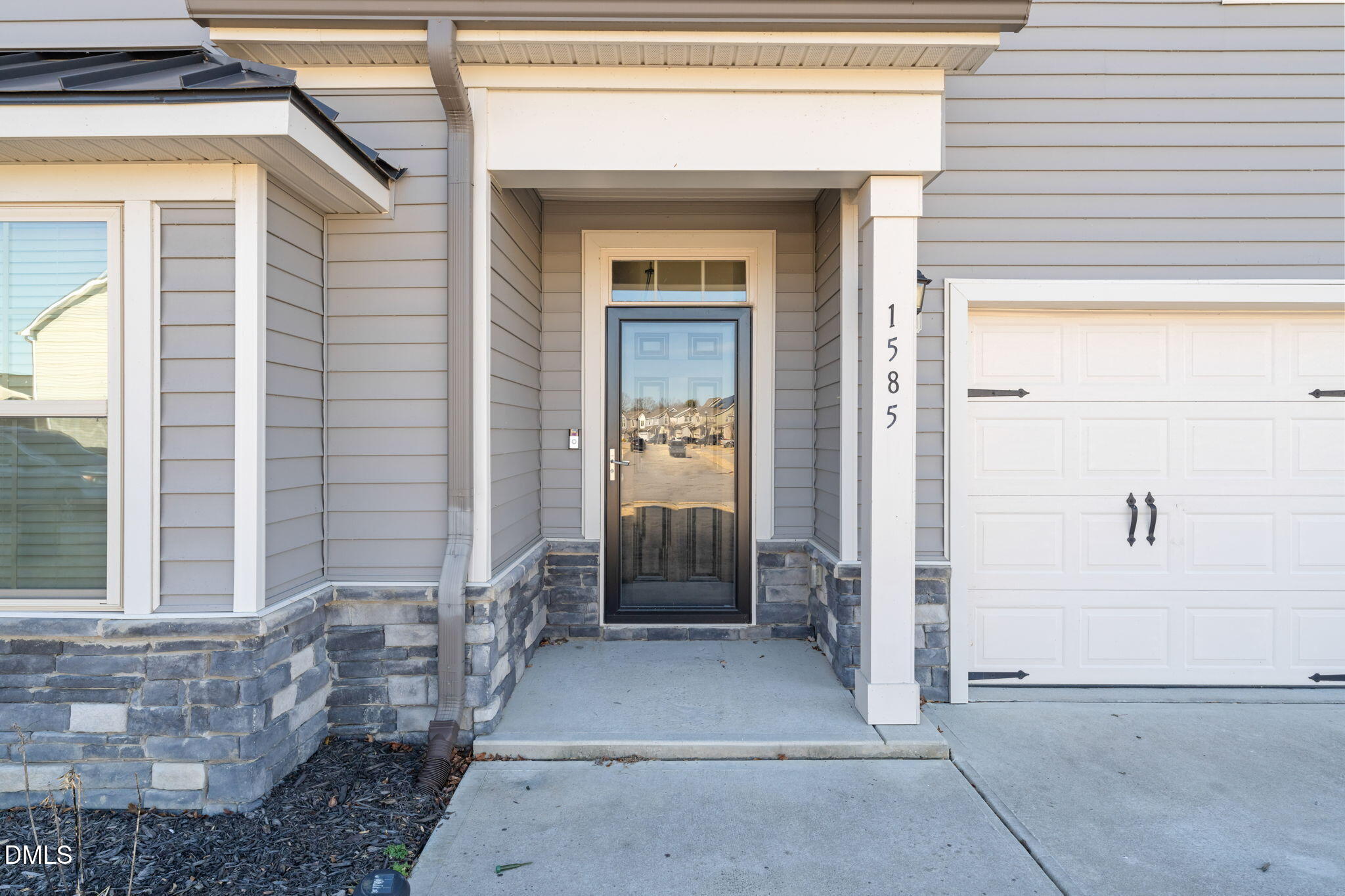 1585 Sage Tree Drive