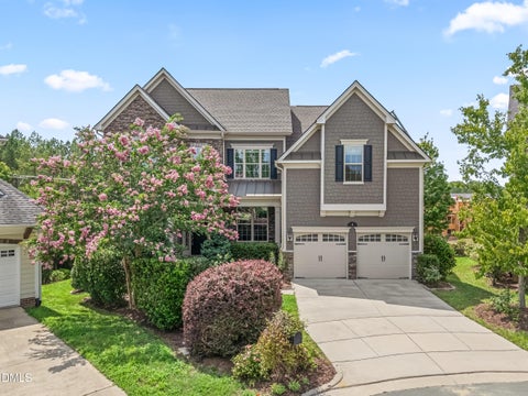 Photo for 6 Colbury Court