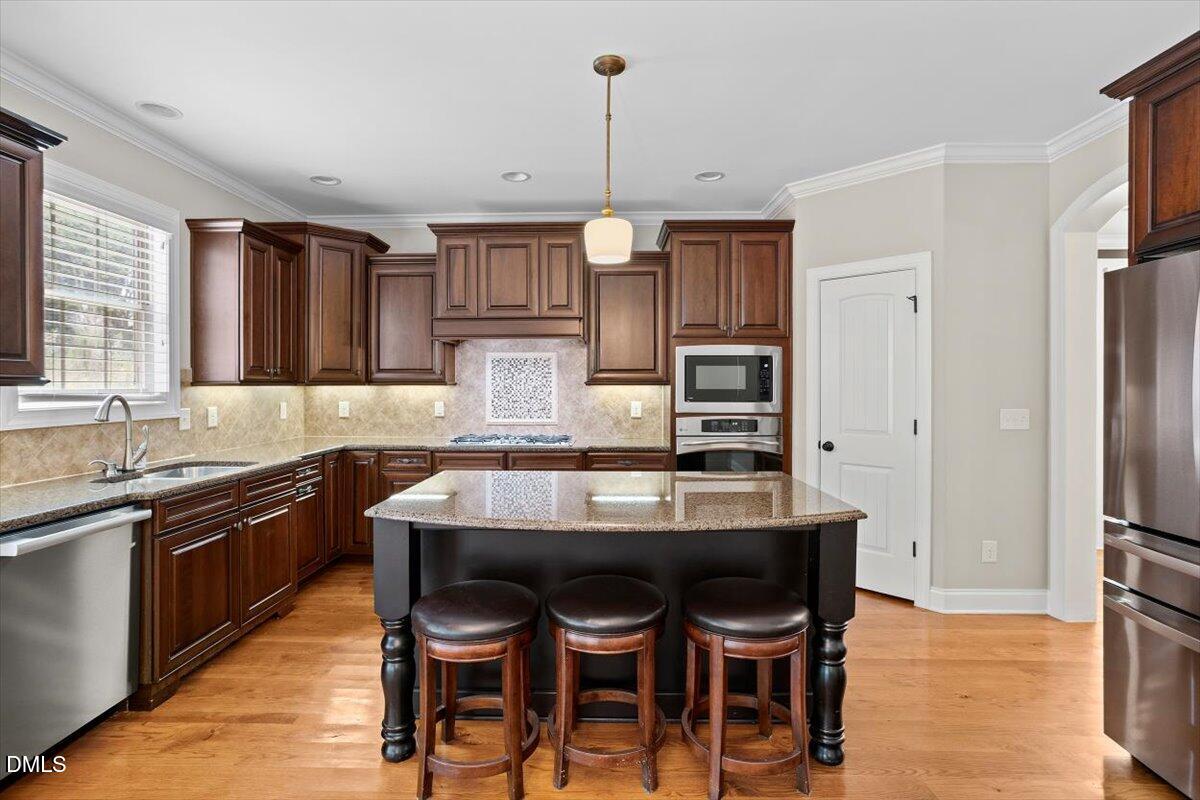 504 Simbury Glen Court