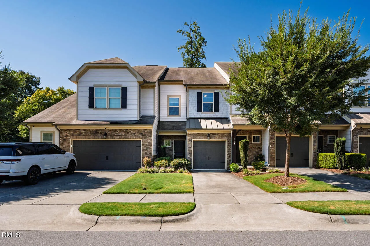256 Ellsworth Manor Drive