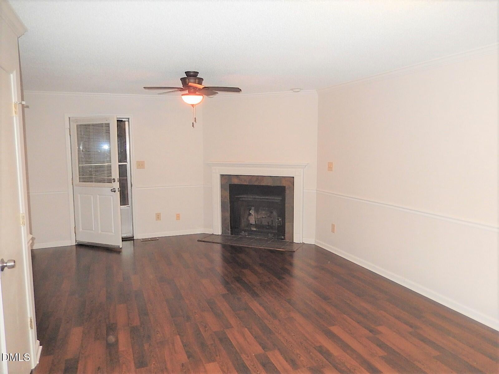1319 Wall Road