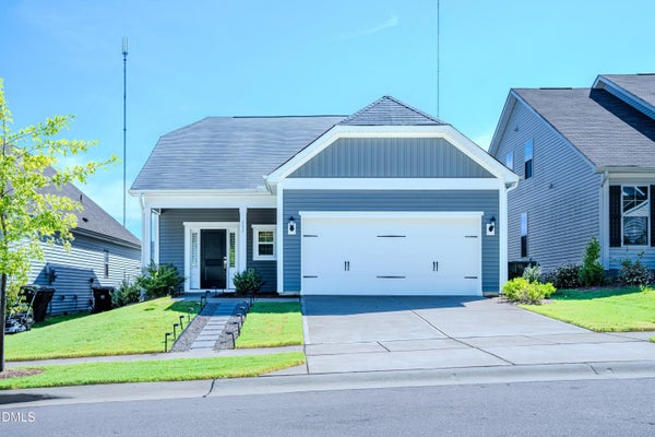 131 WHITE OAK GARDEN WAY, GARNER, NC 27529 - Image d38bee7c53a3bd6f4fb72b4c9cb8333a/2088730511