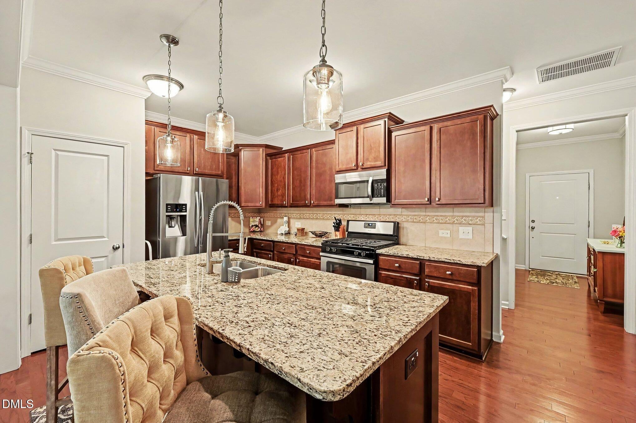 208 Princess Place