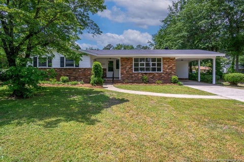 Photo of 1108 Bingham Drive, Fayetteville, NC 28304 (MLS # LP768043)