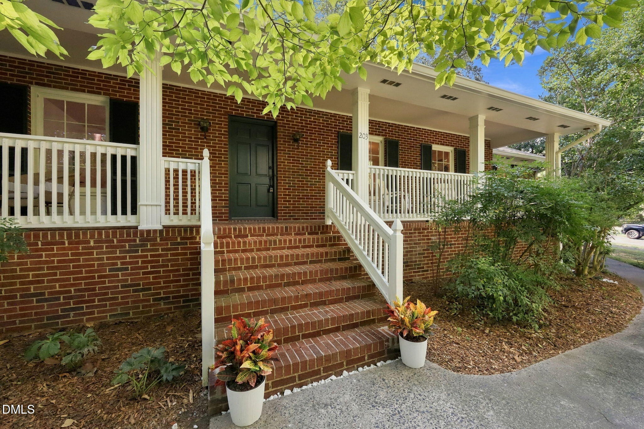 203 N Estes Drive