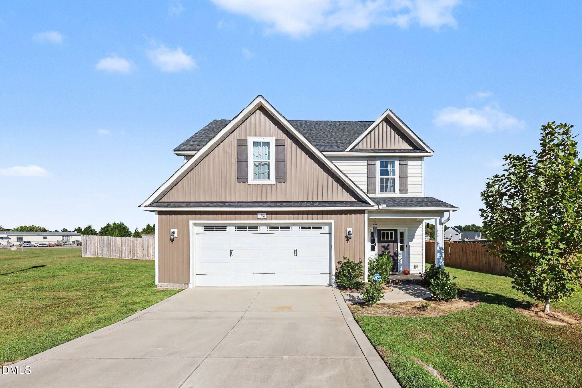 152 Briar Den