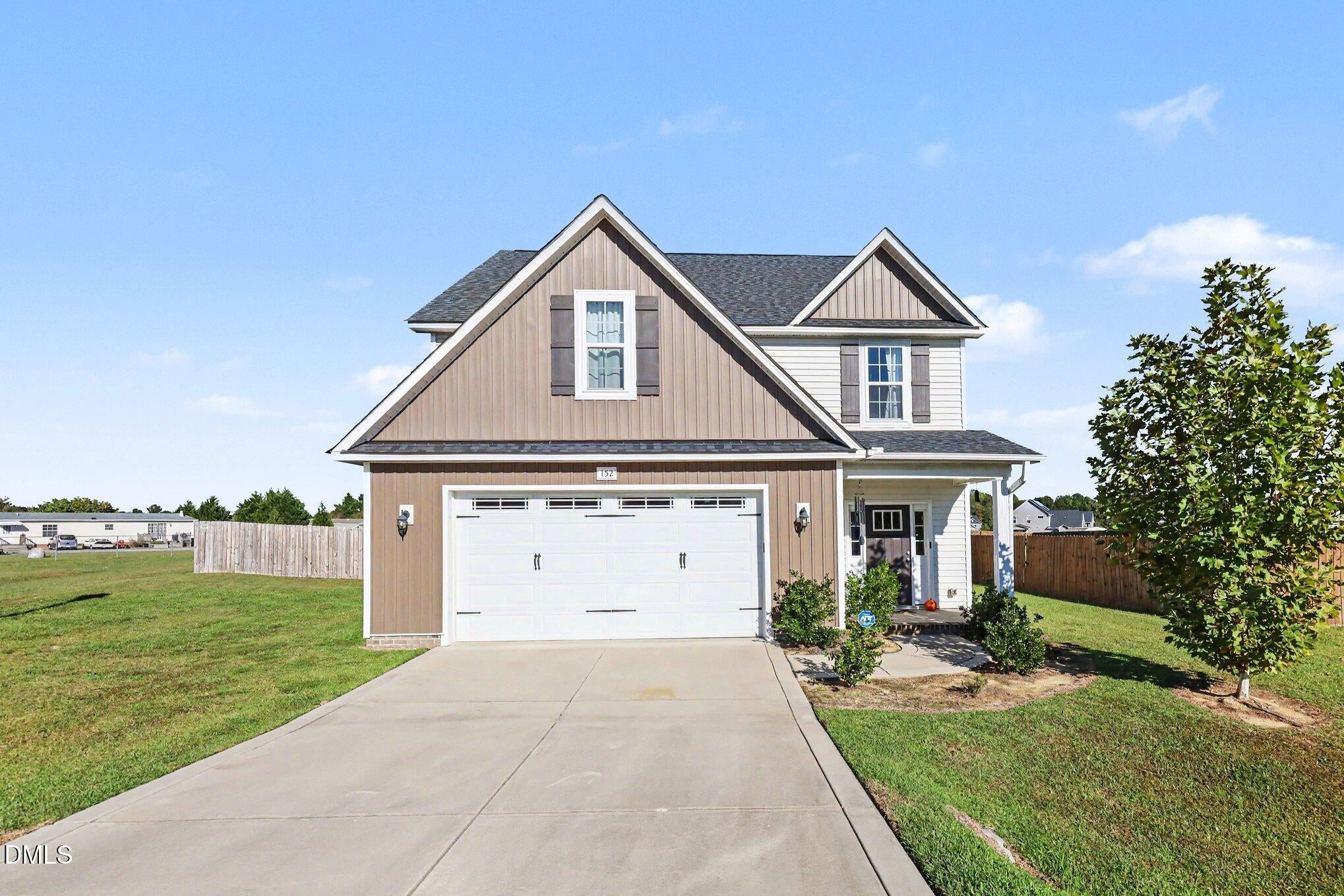 152 Briar Den