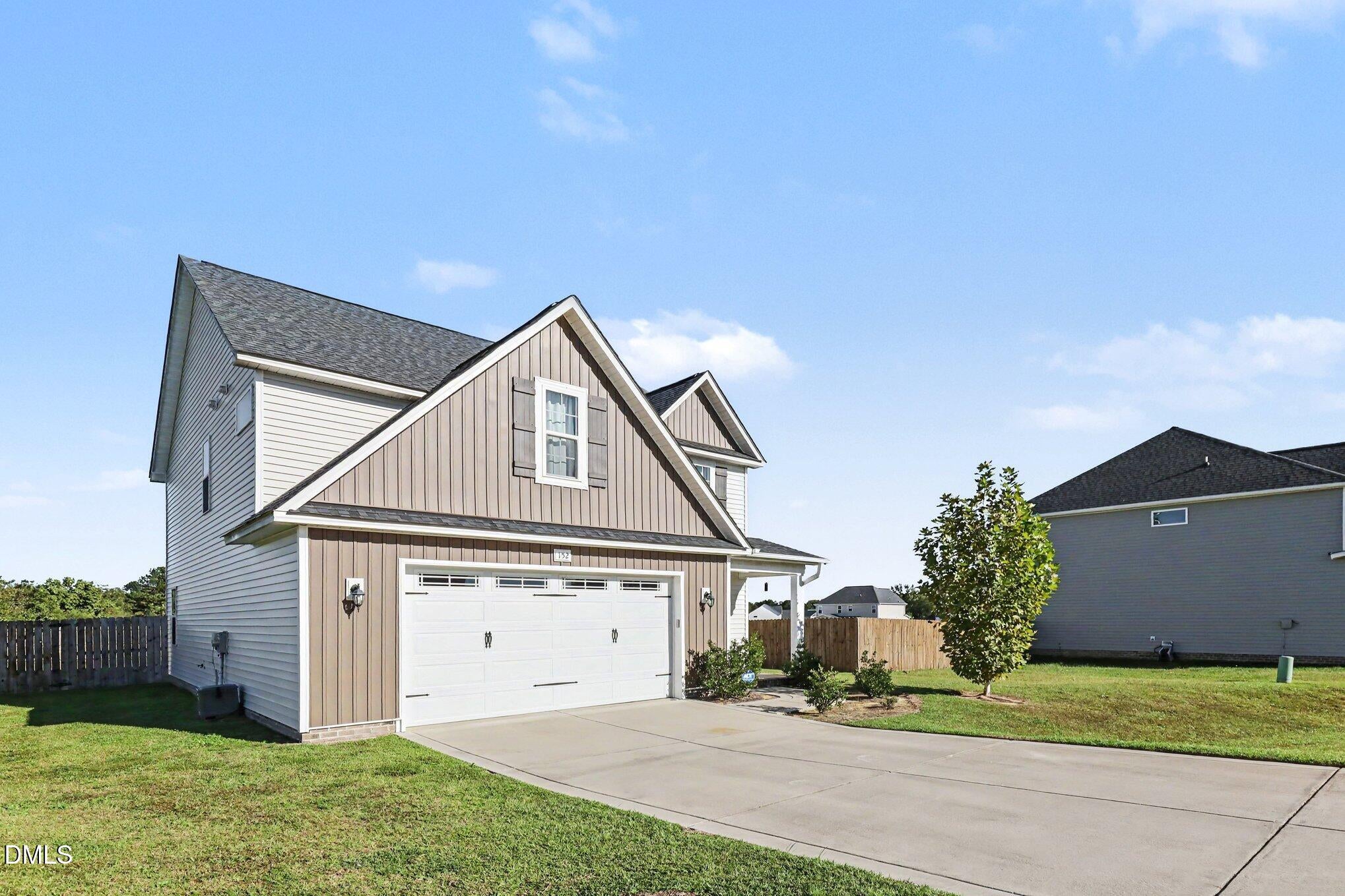152 Briar Den