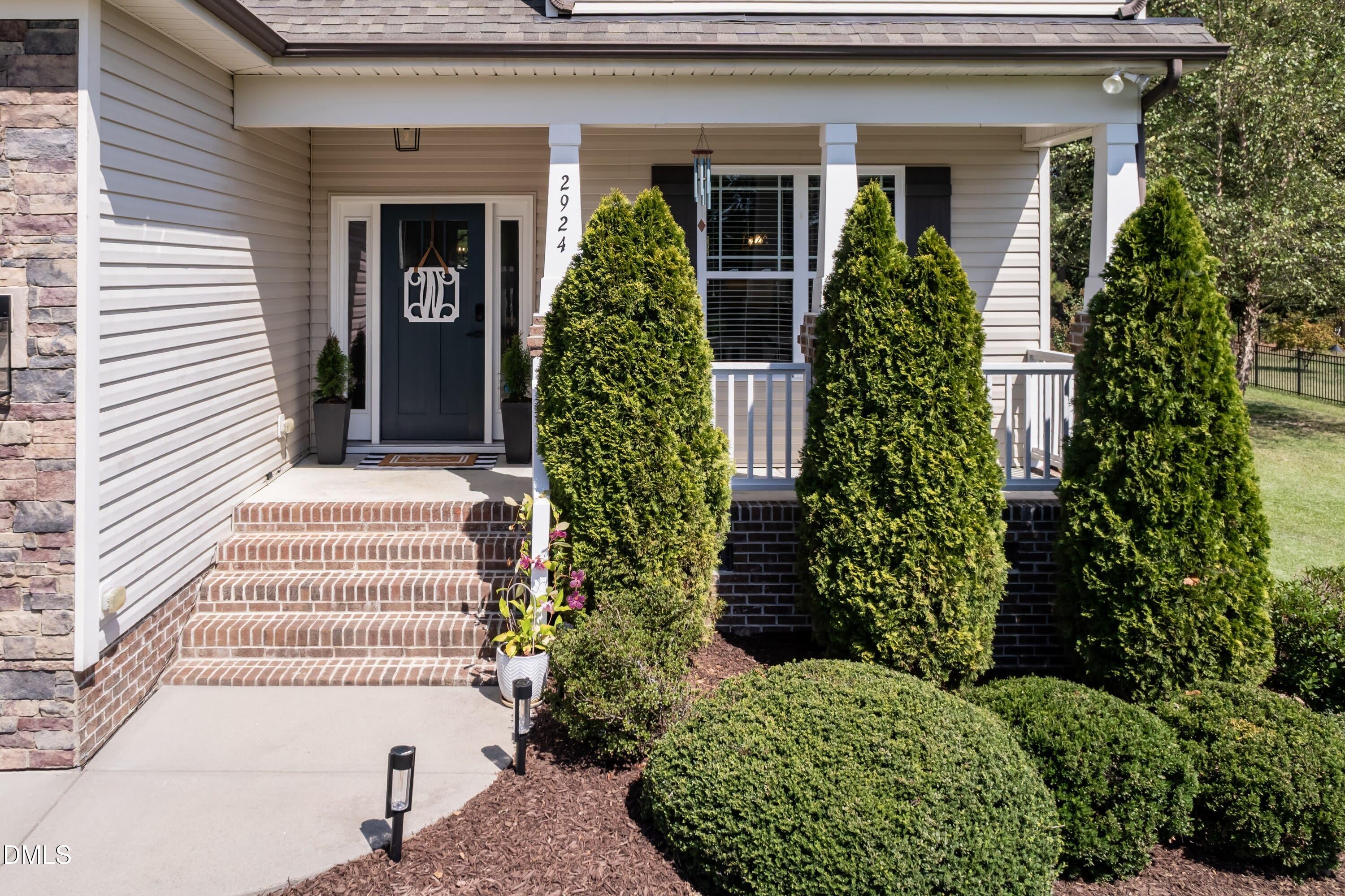 2924 Plantation Glen Drive