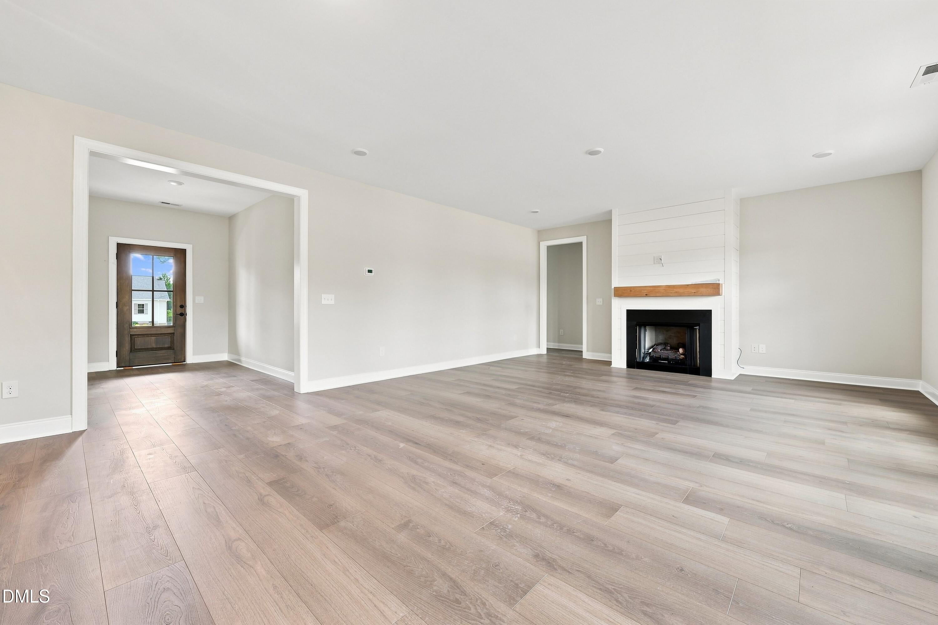305 Mace Street