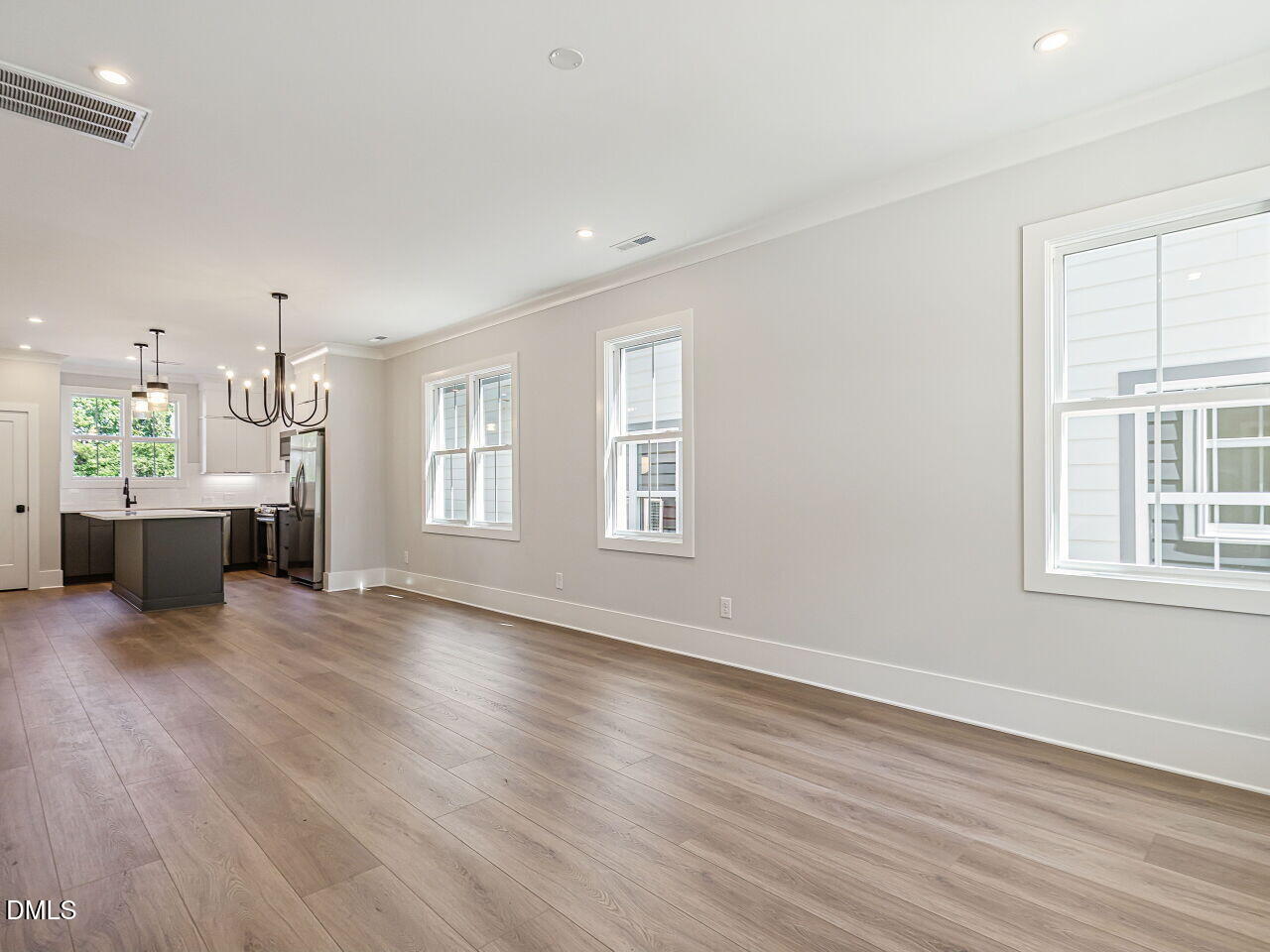 1337 Courtland Drive